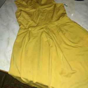 Beautiful banana Republic dress